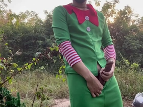 Santa’s helper gets a Christmas treat in public