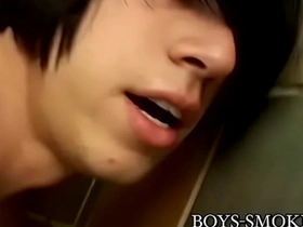 Twinks jase bionx and brendan smoke cigars and use big dildo